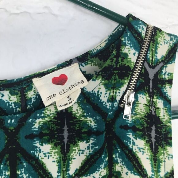 One Clothing Green /Blue Abstract Print Romper-S - Picture 5 of 8